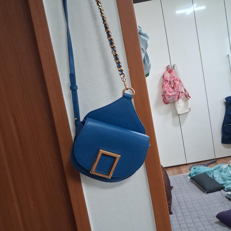 쿠론미니 슬링백