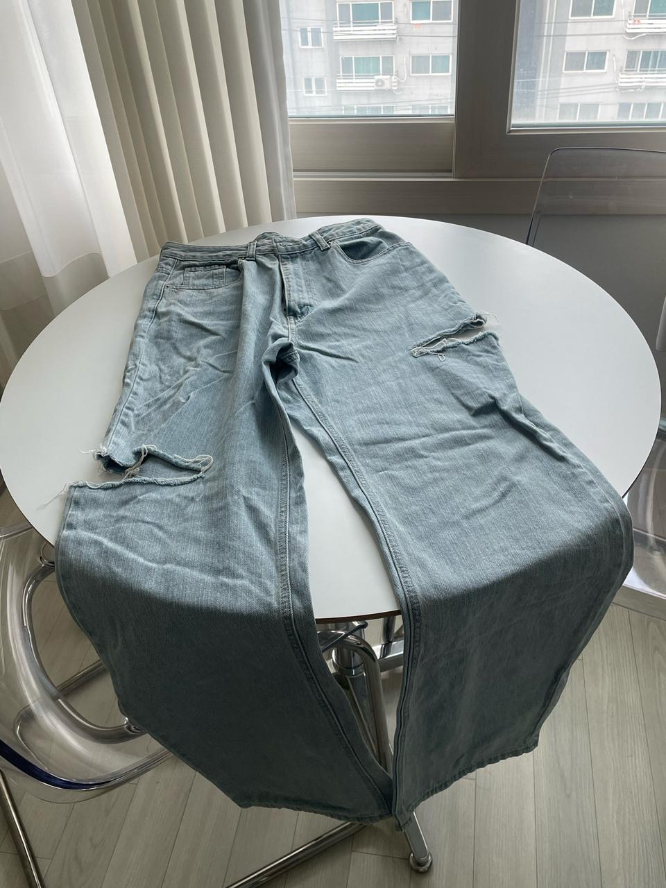 에잇세컨즈 연청 데님 팬츠 청바지