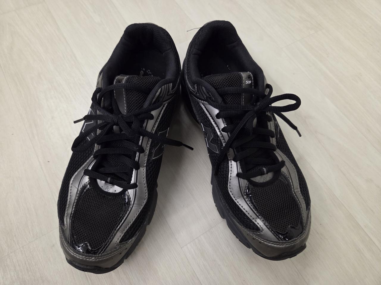 뉴발란스 509 블랙 260