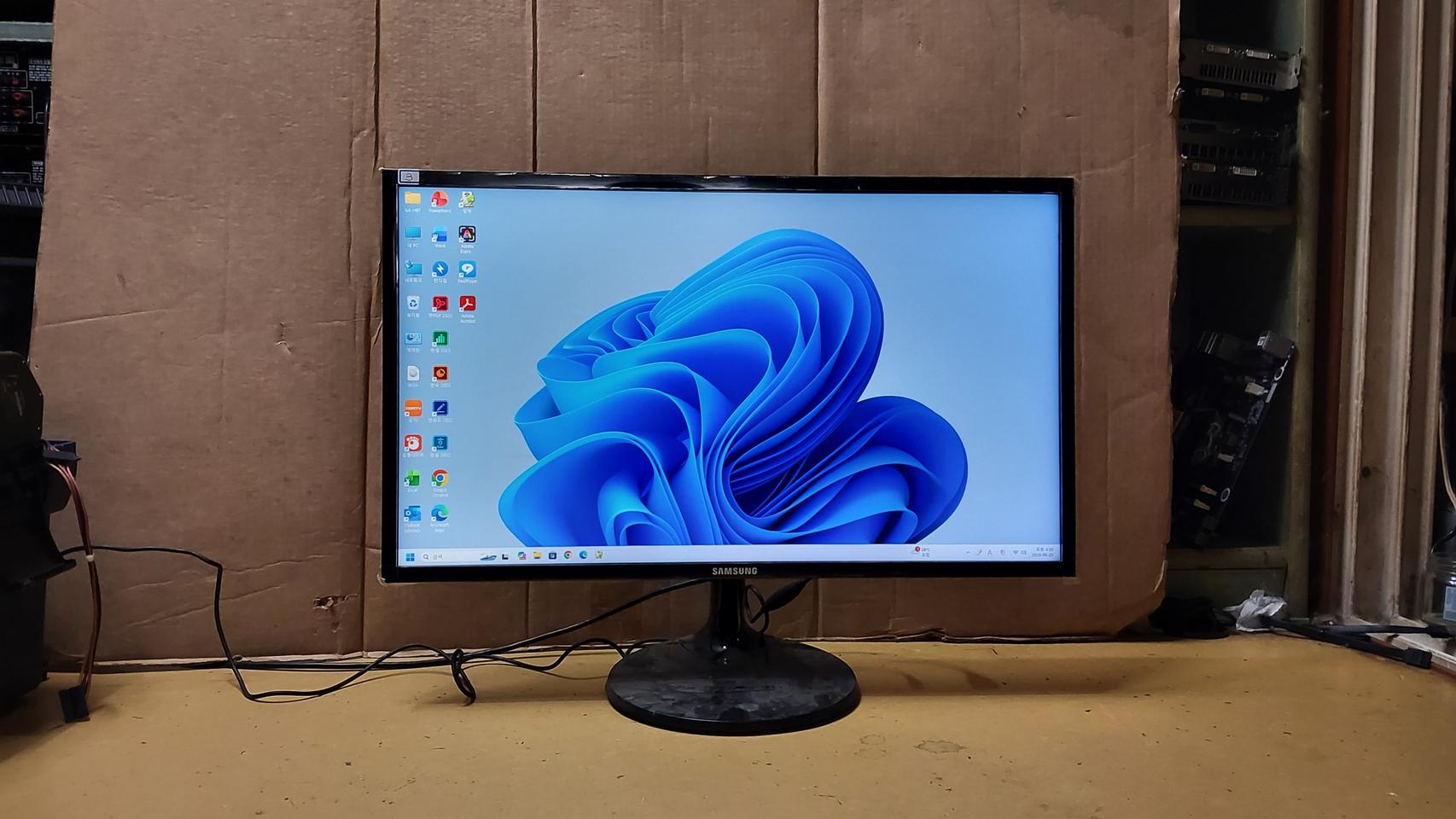 (3) 삼성 24인치 컴퓨터 LED 모니터 HDMI 지원 (6대 보유중