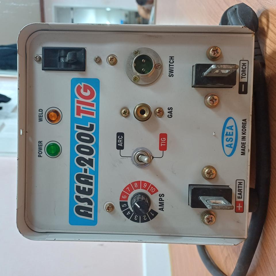 아세아 알곤용접기 200A 22만원 220V