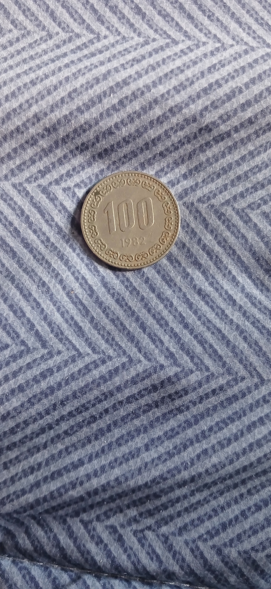 1982년100원2개동전