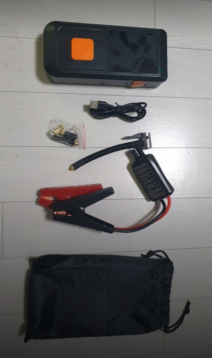 (무배) 자동차 점프스타터+스마트 점프 케이블+타이어 공기압 주입기+대용