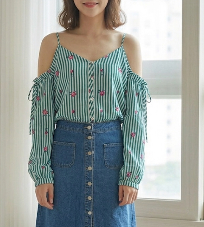 에이치엔엠 H&M 오프숄더 잔꽃 블라우스