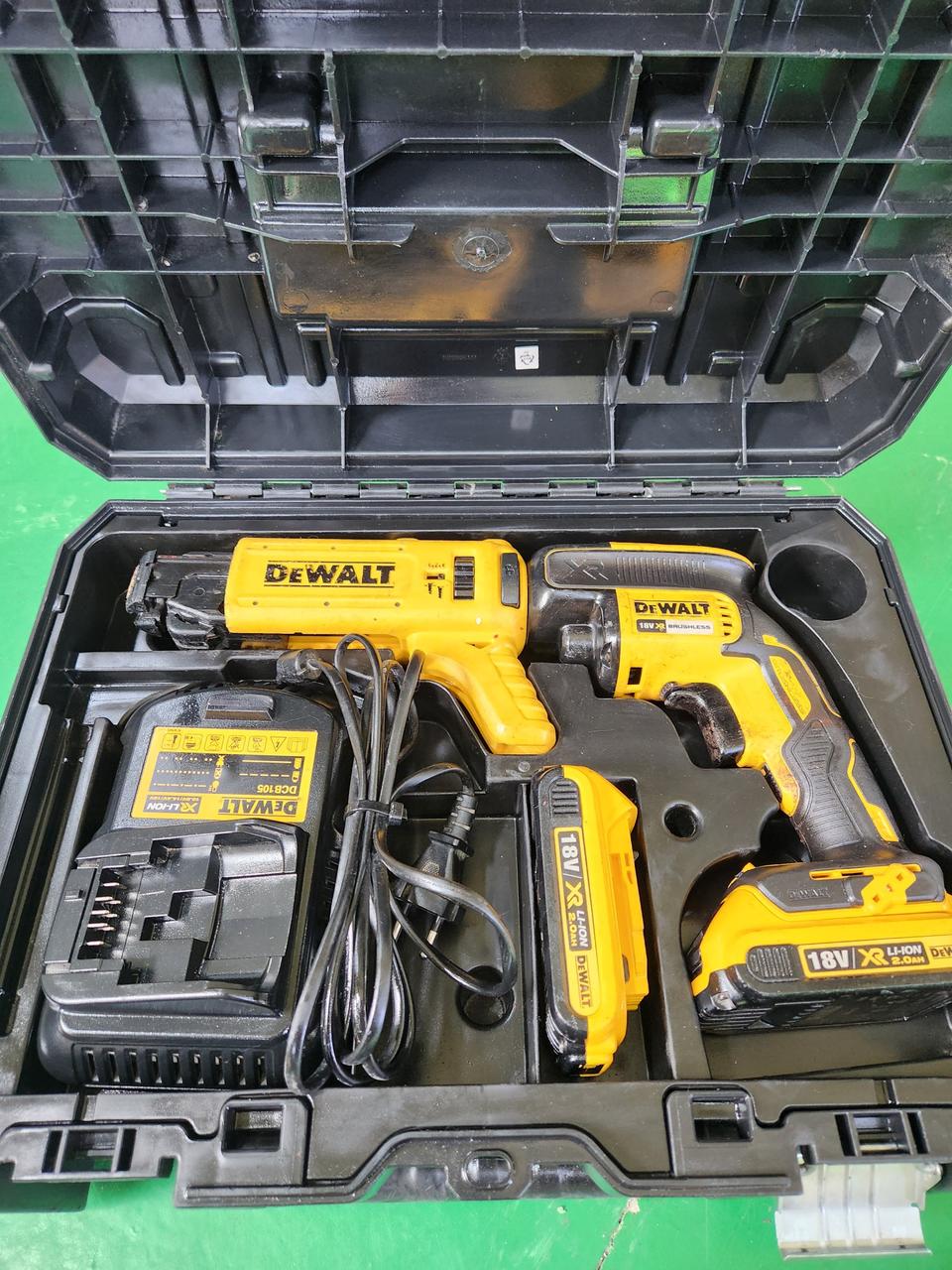 디월트 18v 충전매거진 DCF620+DCF6201 판매