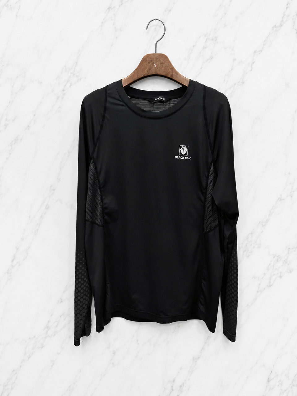 100,L )) BLACK YAK 블랙야크 기능성 긴팔티셔츠!