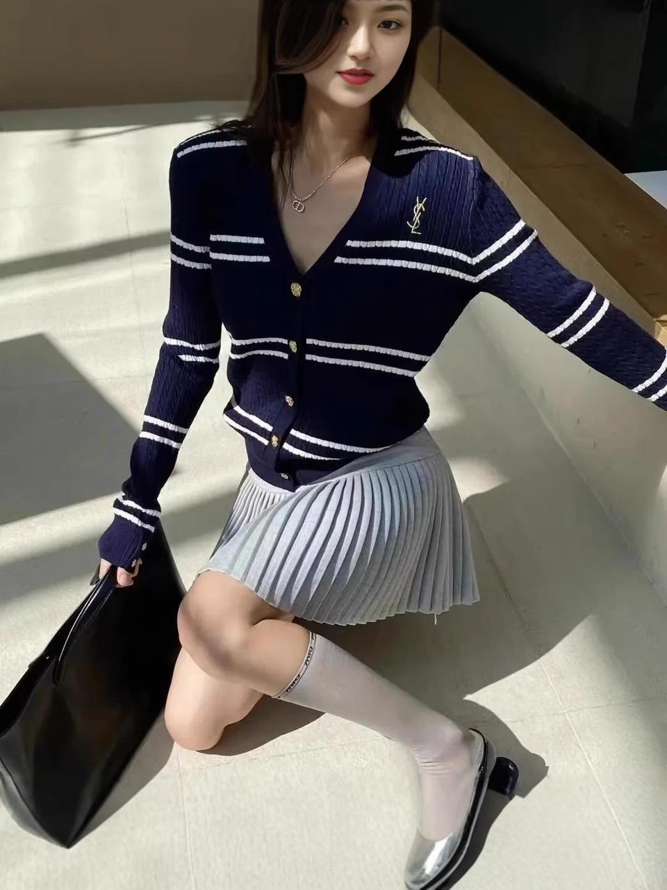 입생 스트라이프 여리가디건
