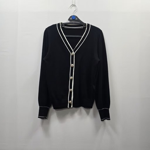 0915 [bruuns bazaar]검정색 금단추 배색 가디건