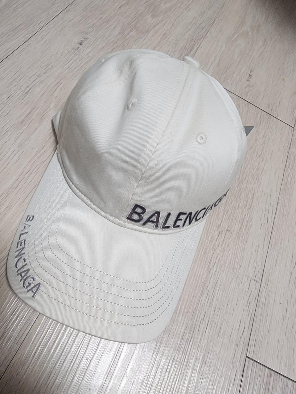 연베이지 자수캡모자