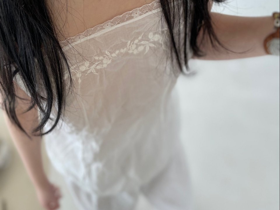 넬 자수나시(화이트)