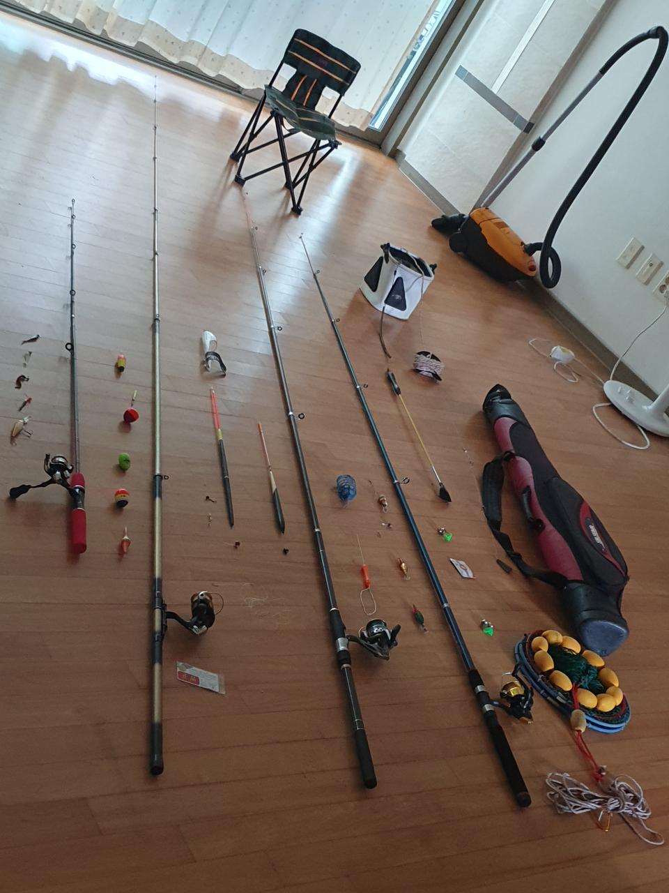 찌낚시대.낚시릴.원투낚시대.루어낚시대.루어.구멍찌.막대찌.두레박.의자.낚