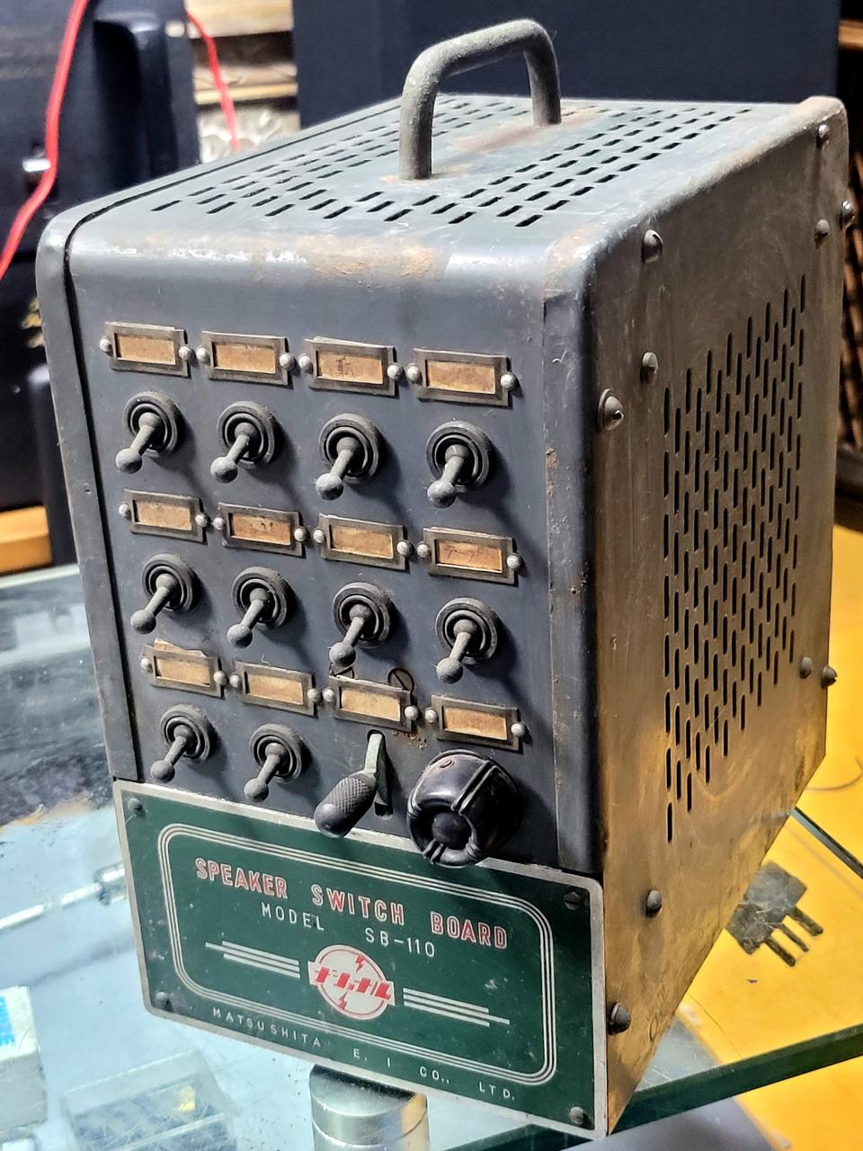 빈티지 스피커 스위치 보드(SPEAKER SWITCH BOARD,