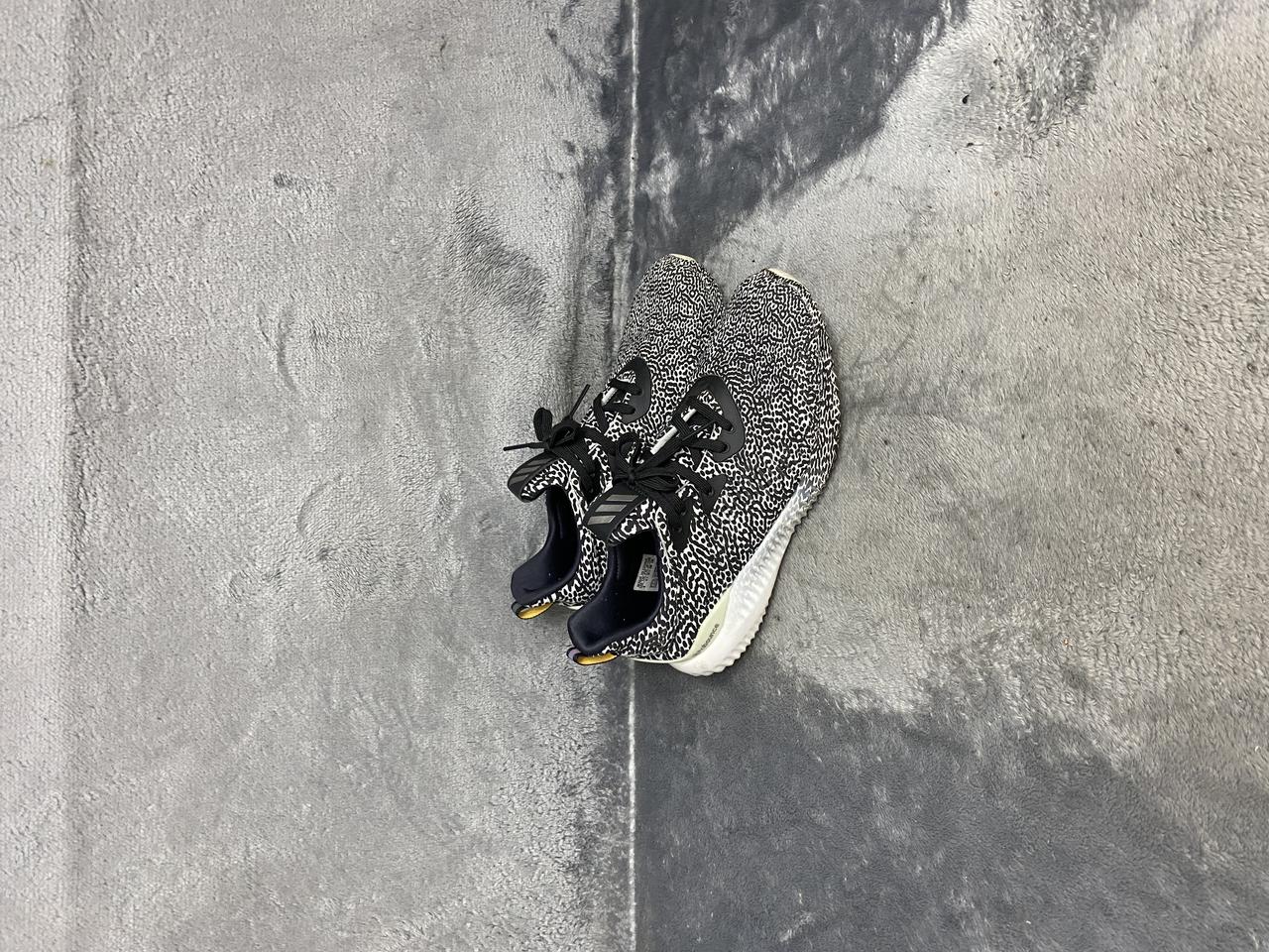 아디다스 운동화 230