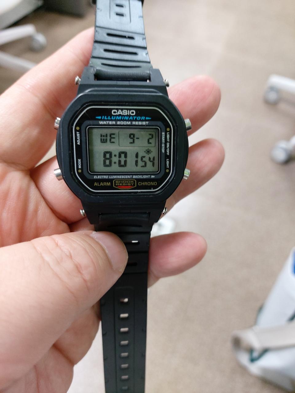 카시오 W-800H-1AV 카시오 W-800H-1AV 디지털 시계