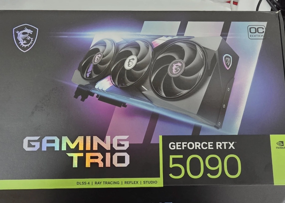 MSI 게이밍트리오 RTX5090 미개봉