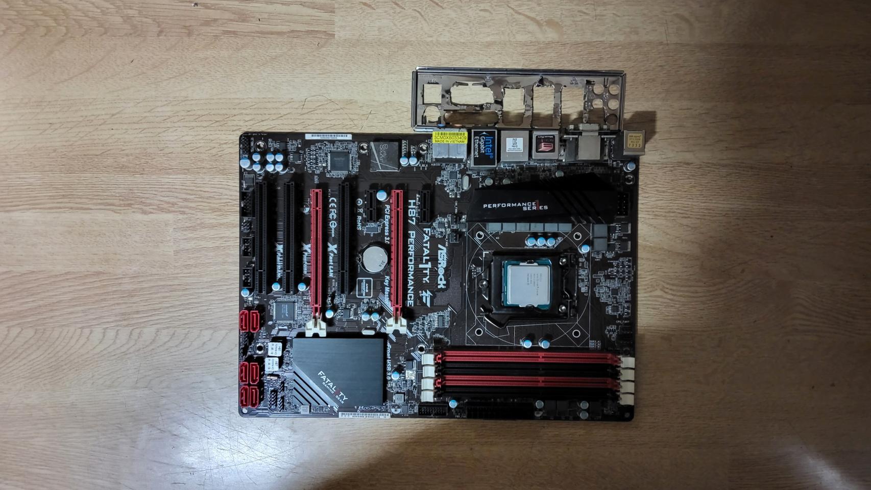컴퓨터 ASROCK H87 4세대 메인보드+CPU i3 4160 세트