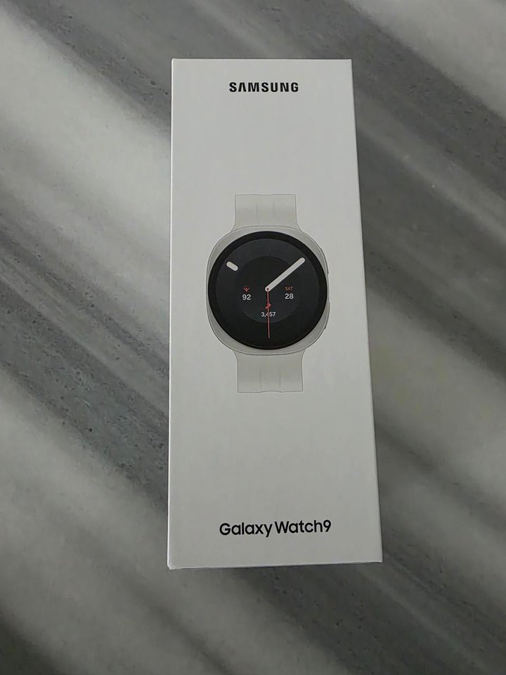 갤럭시 워치9 40mm 블루투스 미개봉 새제품 팝니다