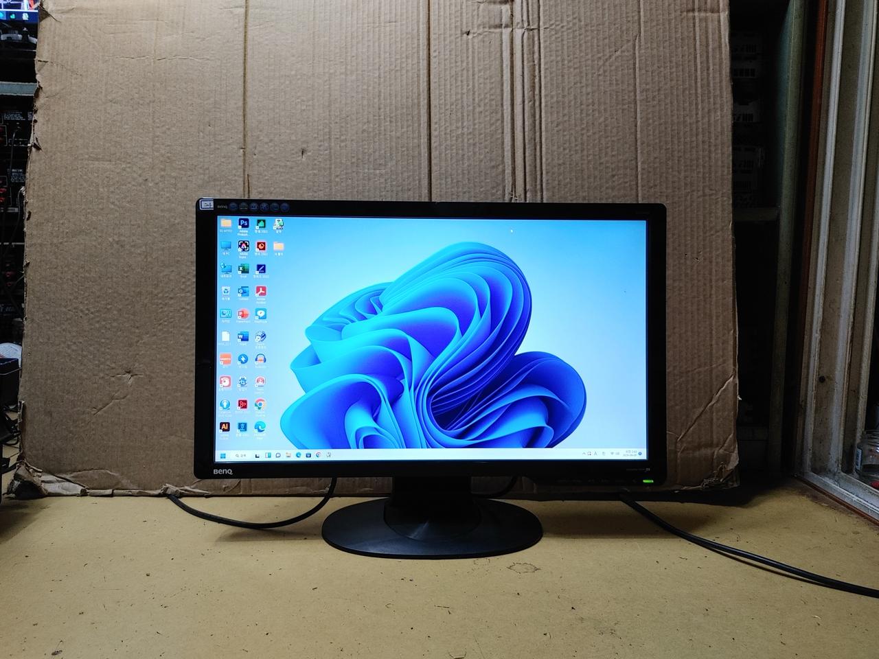 (24) BENQ 24인치 LCD 컴퓨터 모니터 (동일사이즈 50대 보유