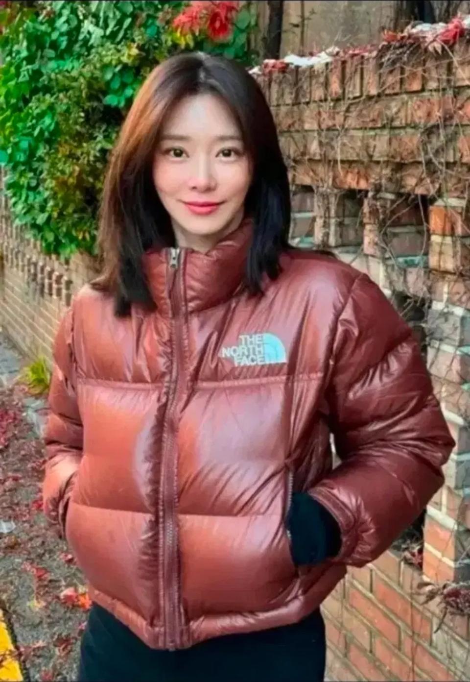 노스페이스 여성 1996 에코 눕시 구스다운 패딩 자켓 새제품 90M