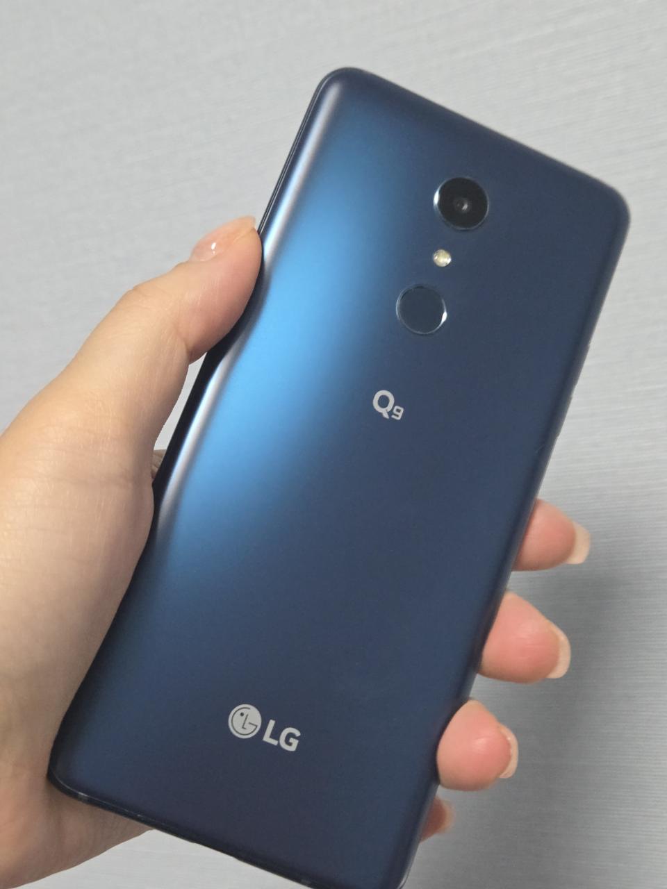LG Q9 64g 무잔상SS급 서울q9 lg중고폰 저가폰 부산q9 일산q