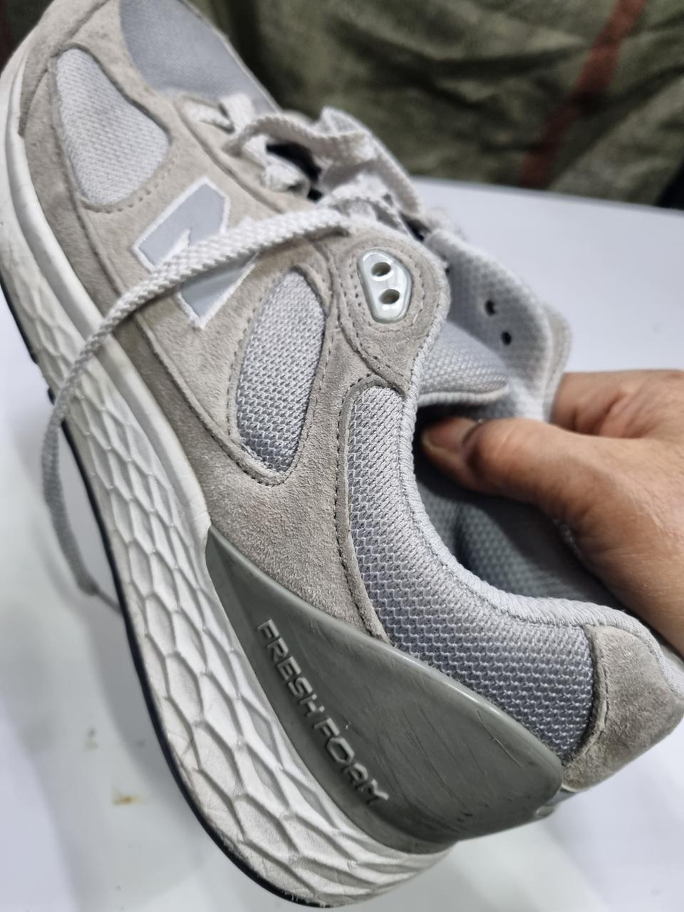 뉴발란스 런닝화 275