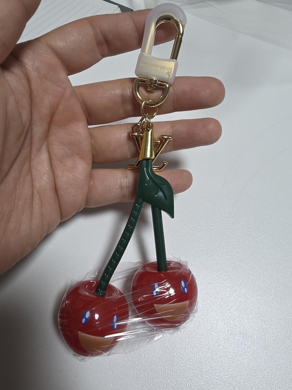 루이비통 체리키링