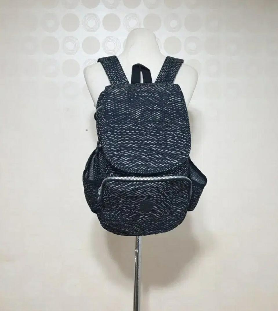 블랙백팩 책가방 백팩
