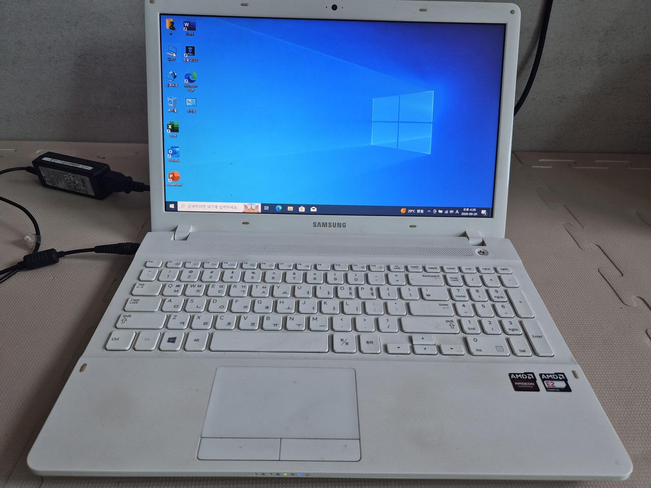 삼성 노트북  275e 15.6인치 팝니다