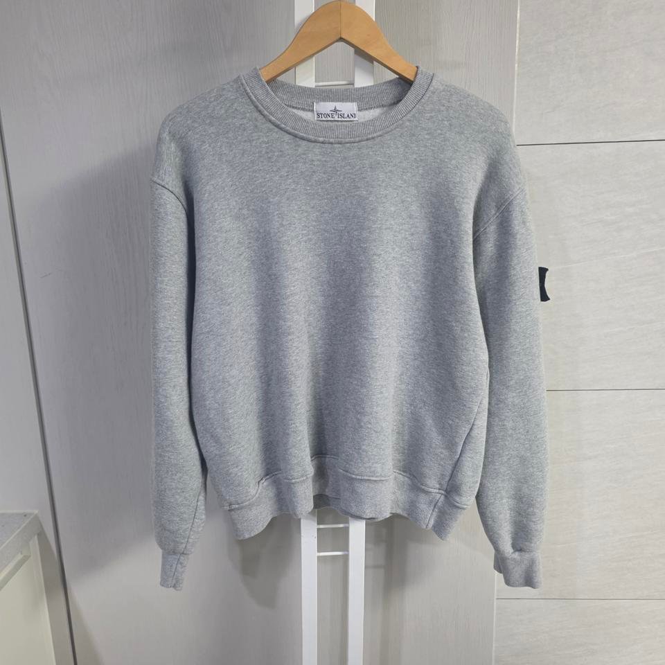 스톤아일랜드 그레이 맨투맨 M