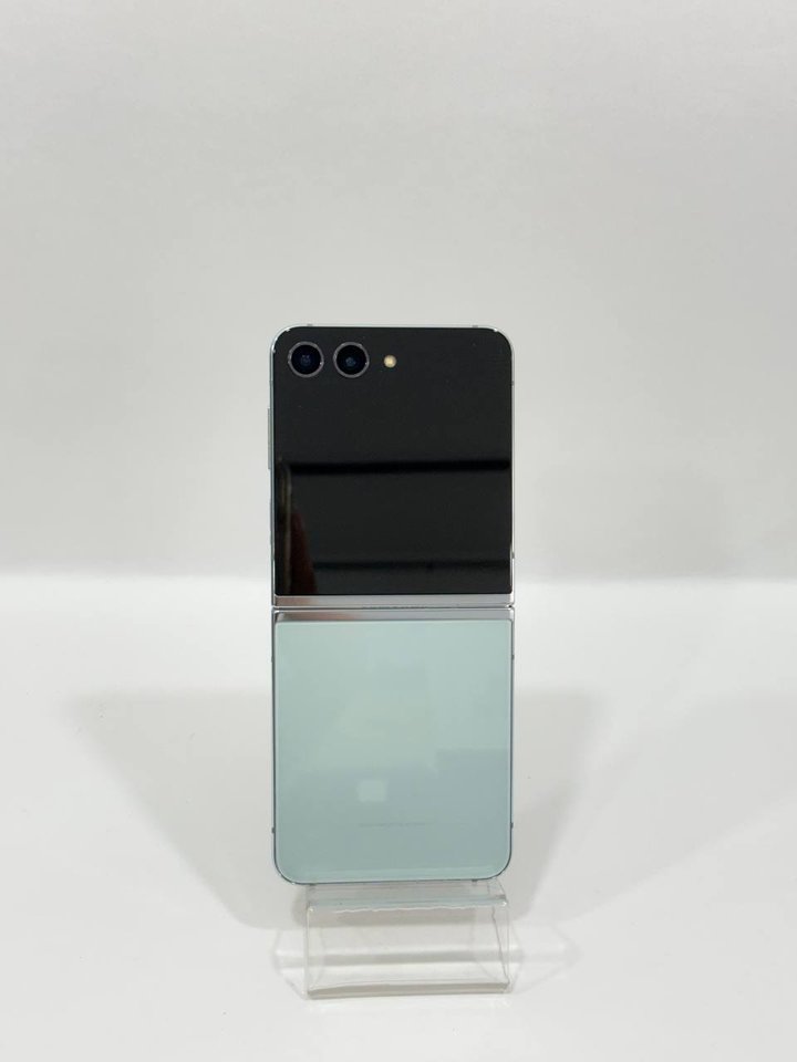 (무잔상)갤럭시 Z플립5 민트 512GB Y2403