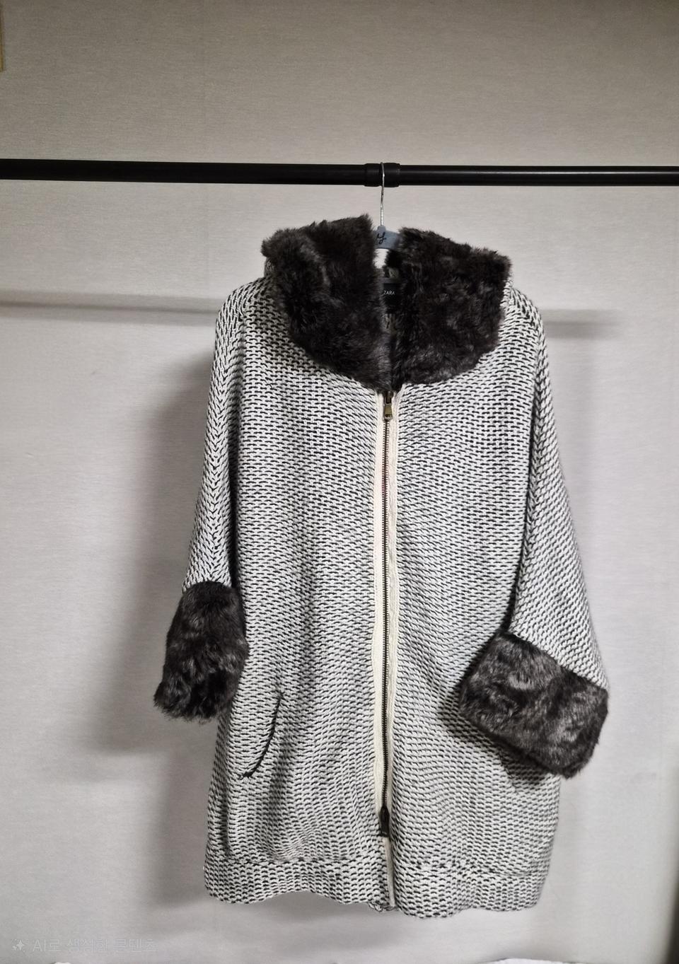 ZARA KNIT 퍼 카라 집업 가디건 M