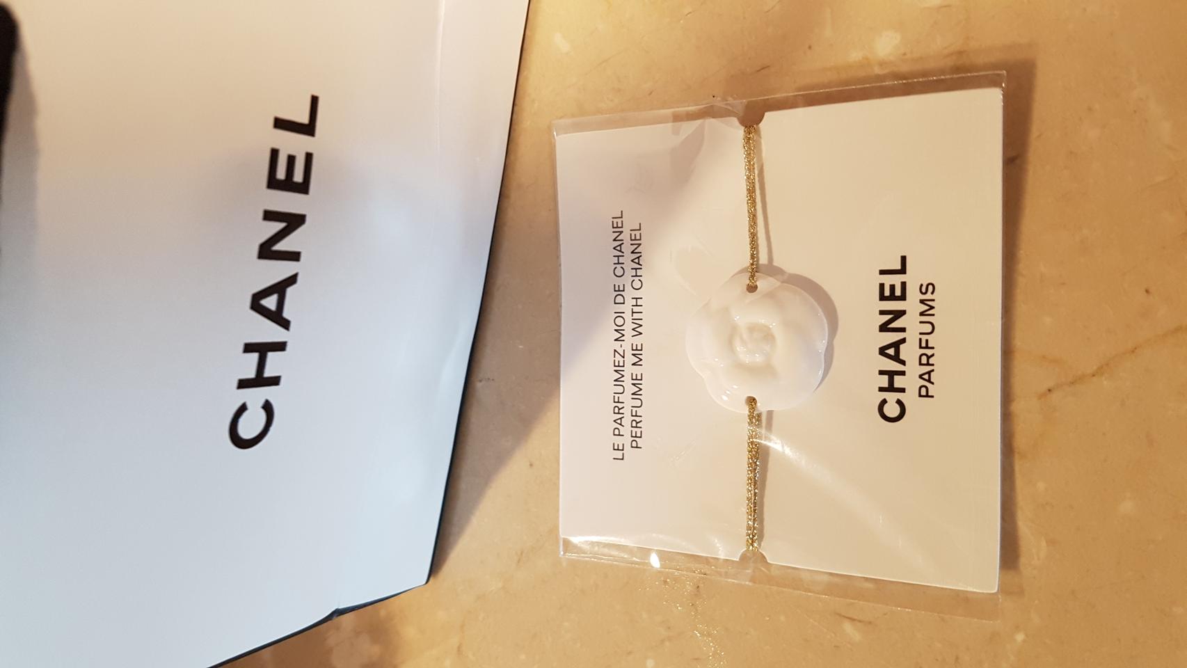 (정품) 샤넬 코스메틱 까멜리아 화이트팔찌
