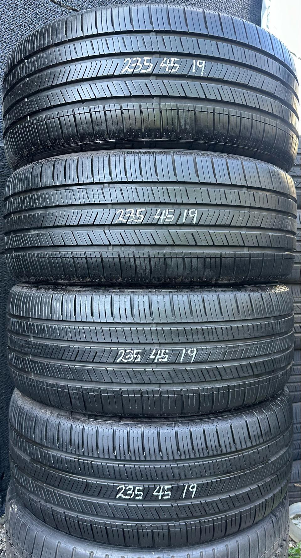 235 45 19중고타이어한대분2354519
