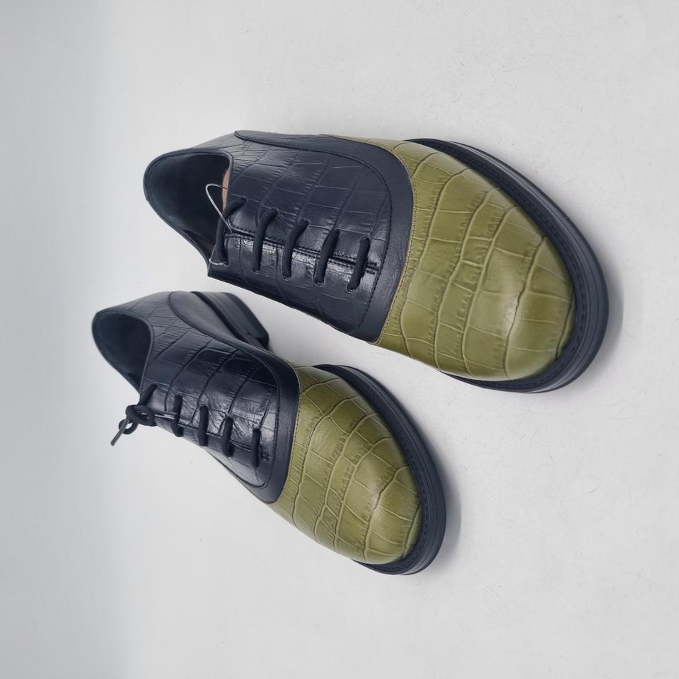 발리 EZIA FLAT CROC 로퍼 여성 235mm (36.5)