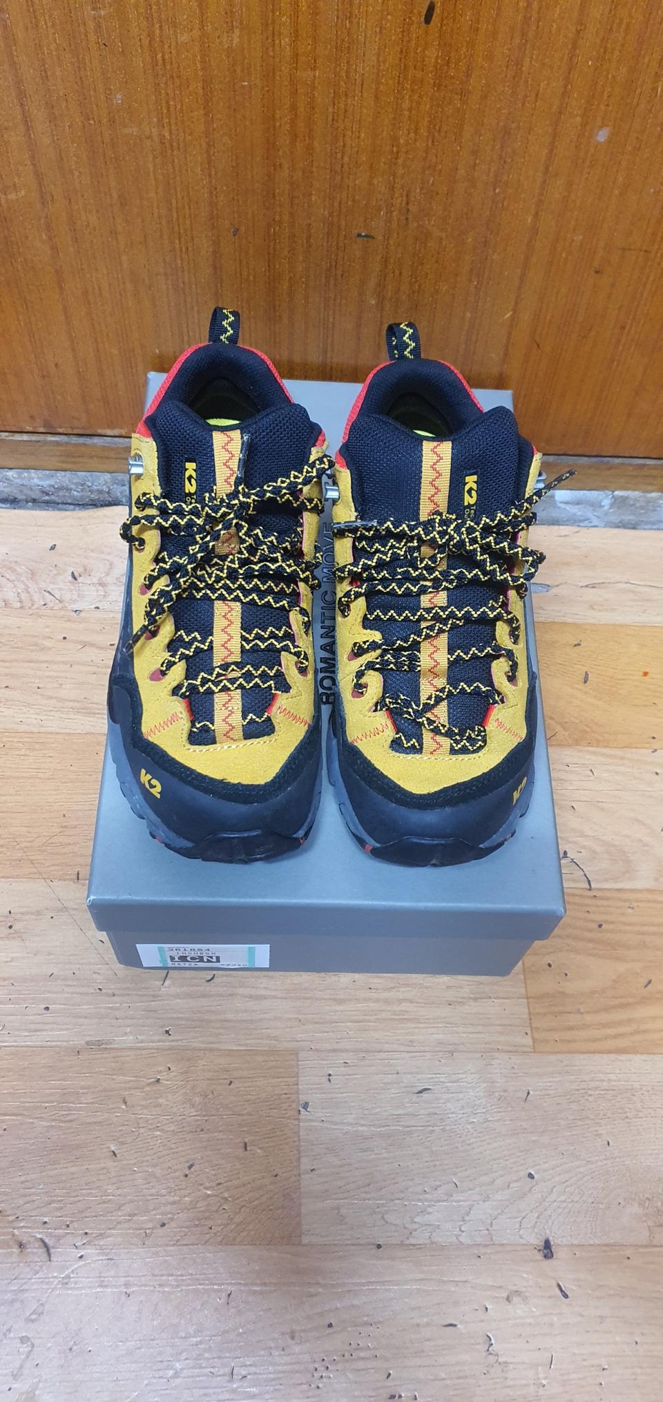 K2소가죽여성등산화240M(새상품급)