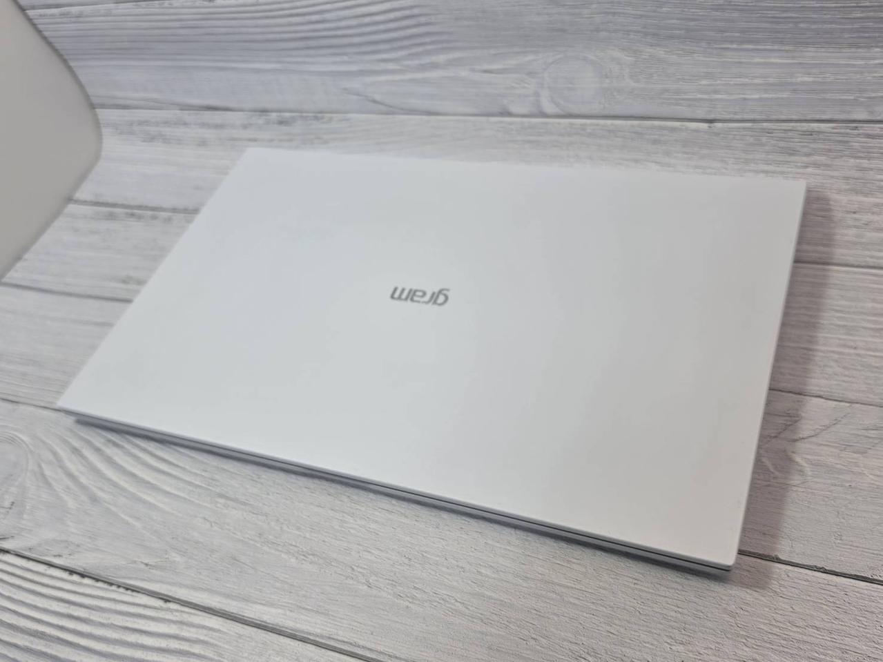 LG 그램 15ZD90Q_i3 1220p 노트북 판매합니다.
