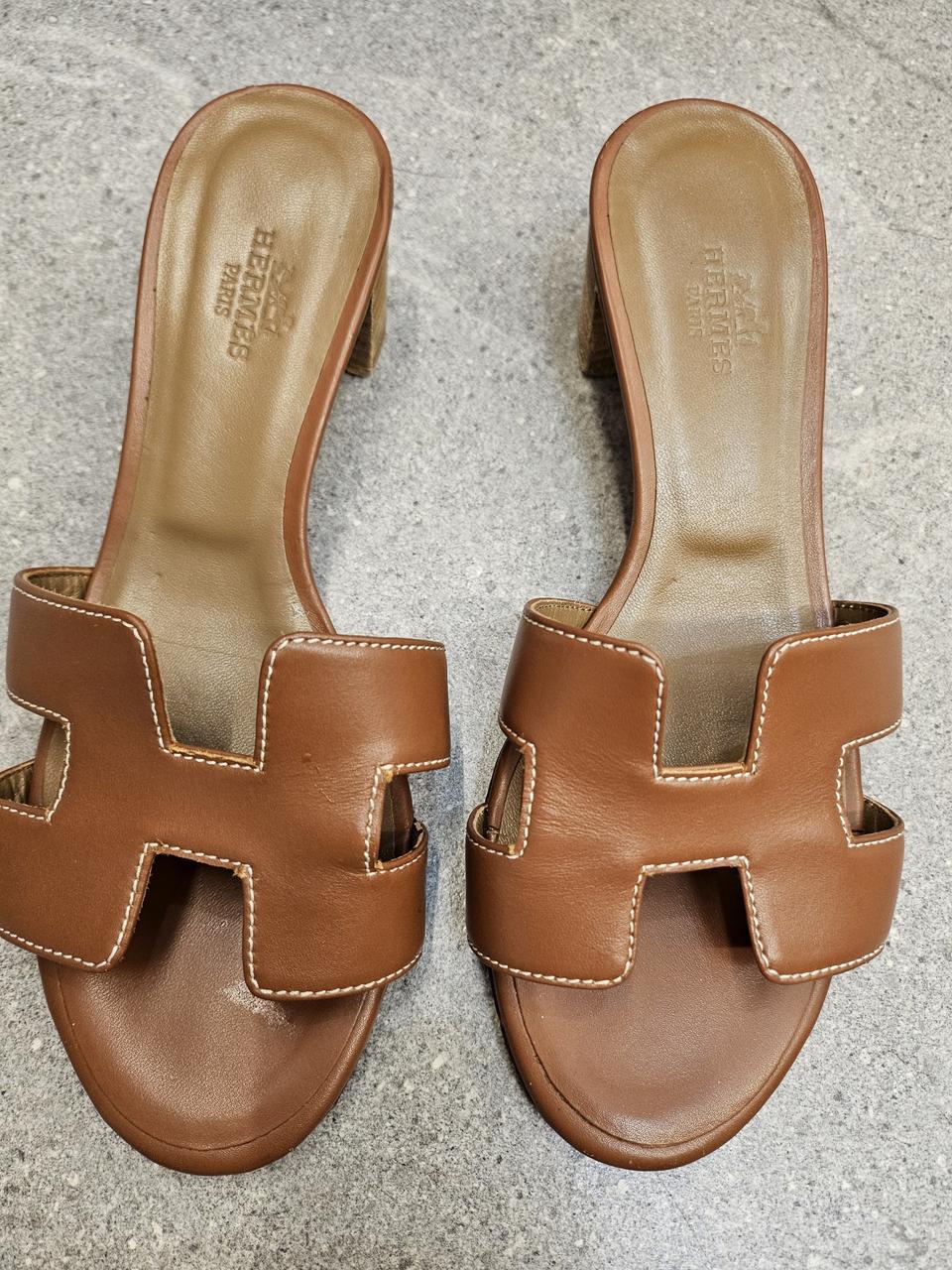 HERMES 에르메스 오아시스 샌들 브라운 35