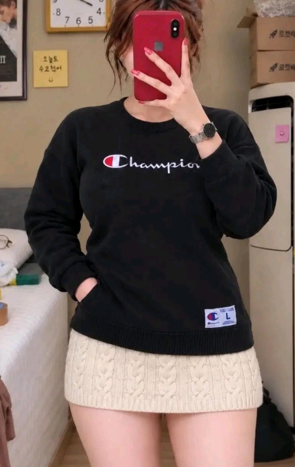 377 ) 챔피온 니트 새상품상태 L 블랙 자수로고