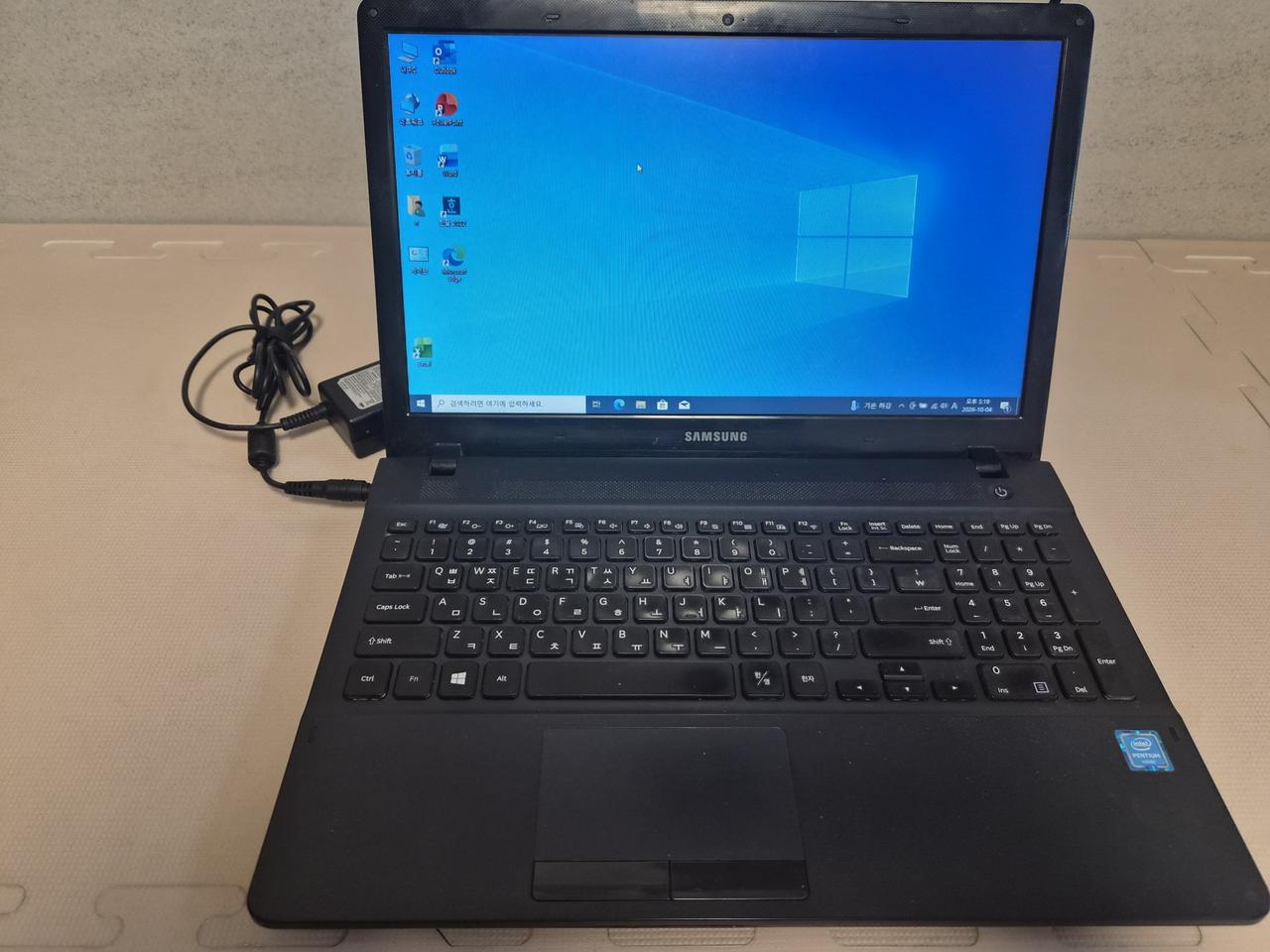 삼성 노트북 윈도11  270E 15.6인치 팝니다