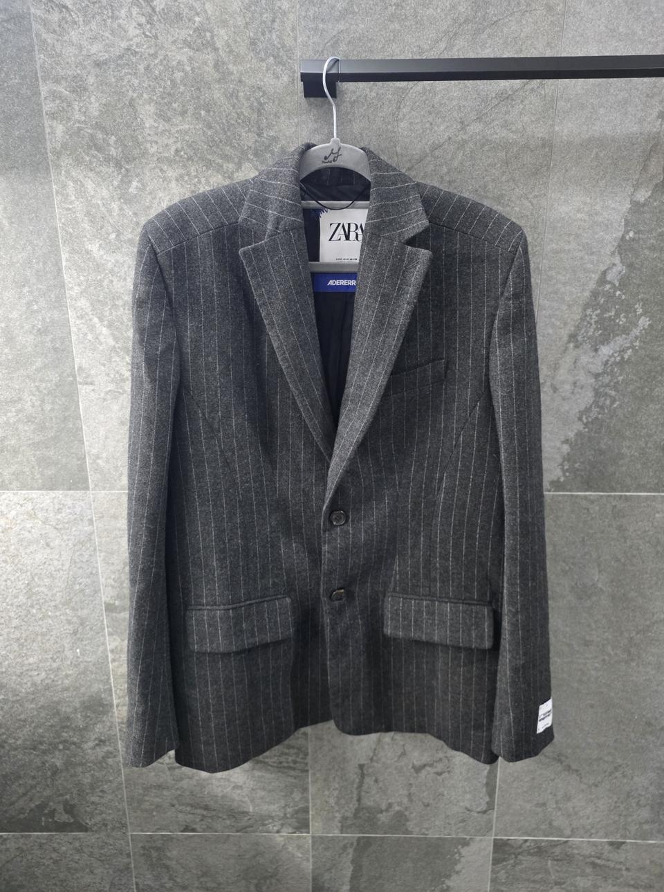 자라 X 아더에러 스트라이프 자켓