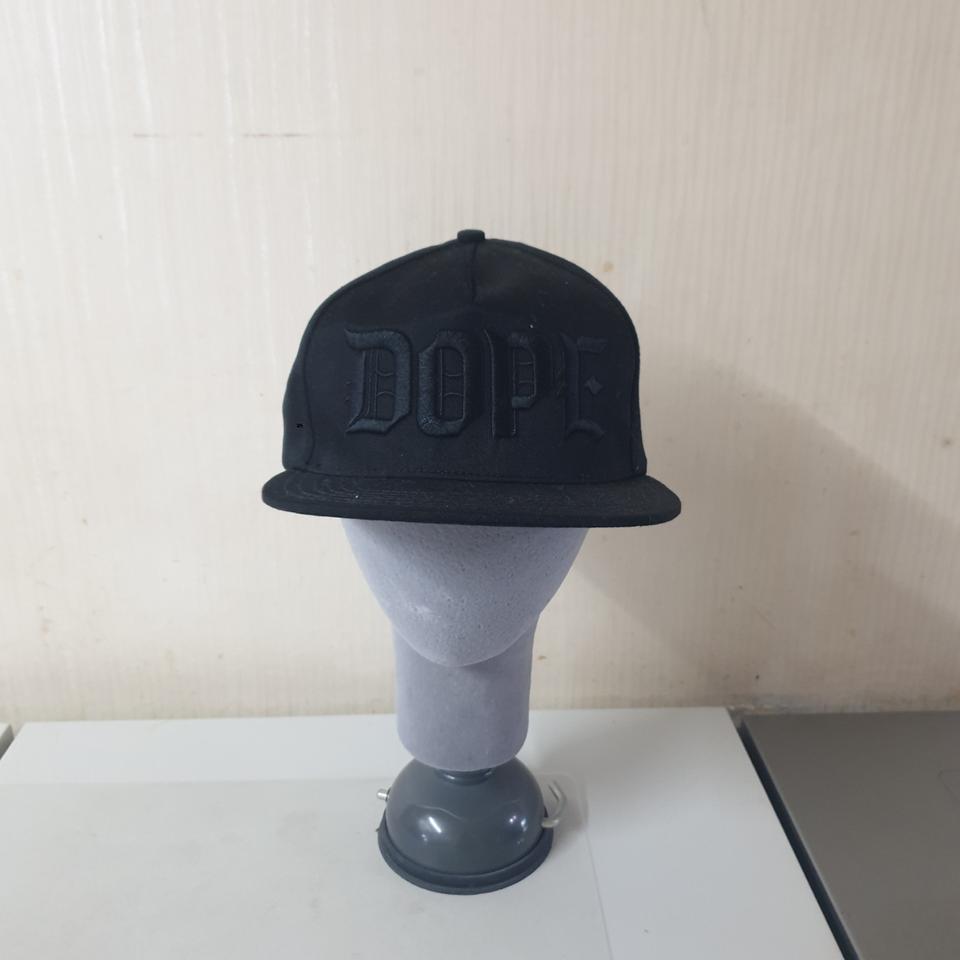 DOPE 블랙 스냅백