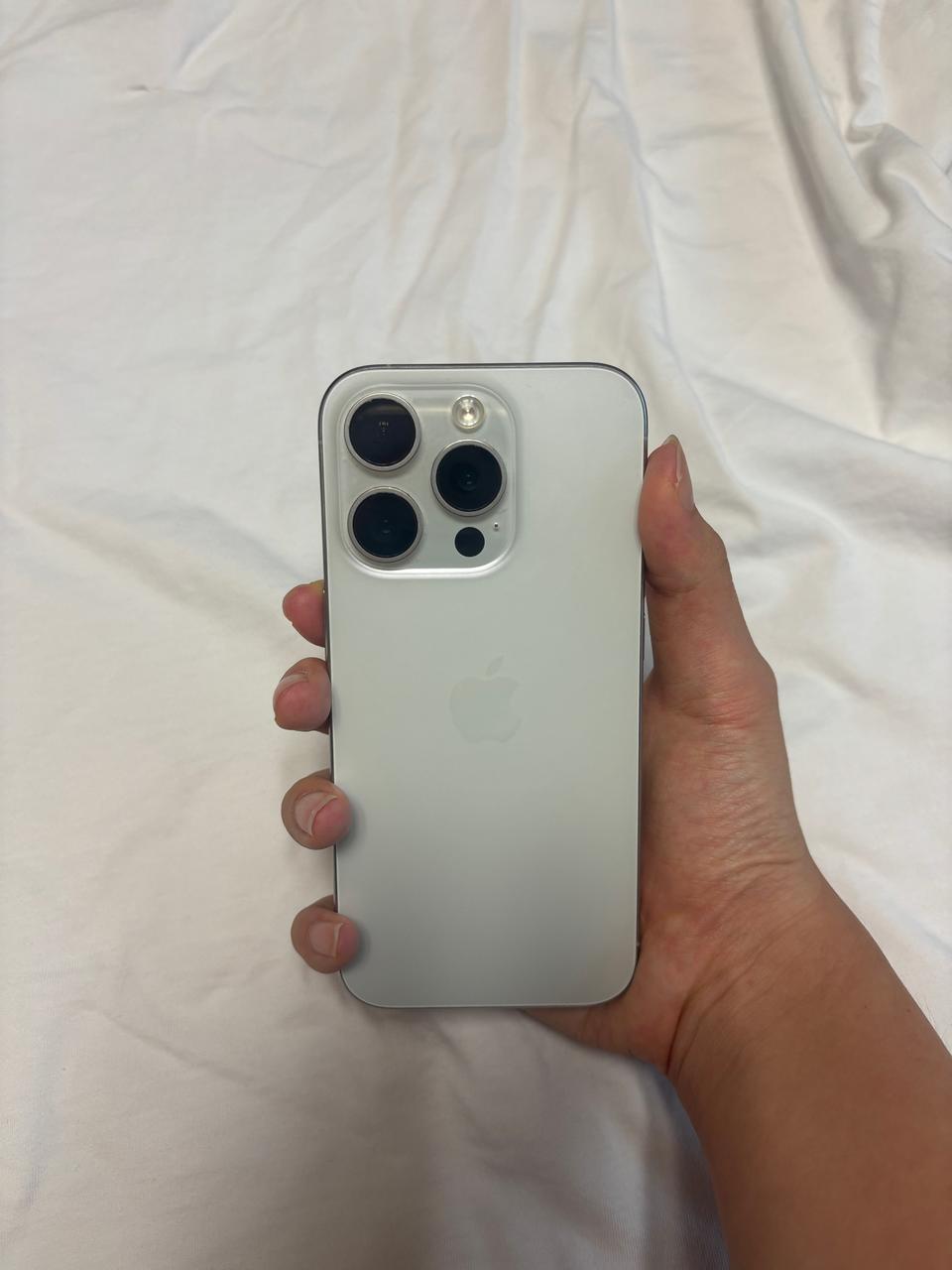 S급 아이폰 15pro256GB 네추럴 티타늄 (배터리85%)