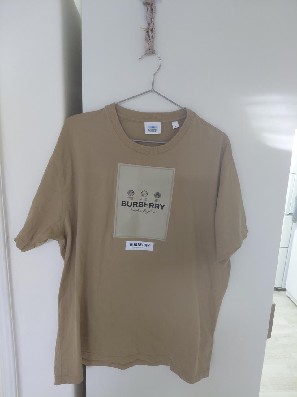 버버리티셔츠100.?