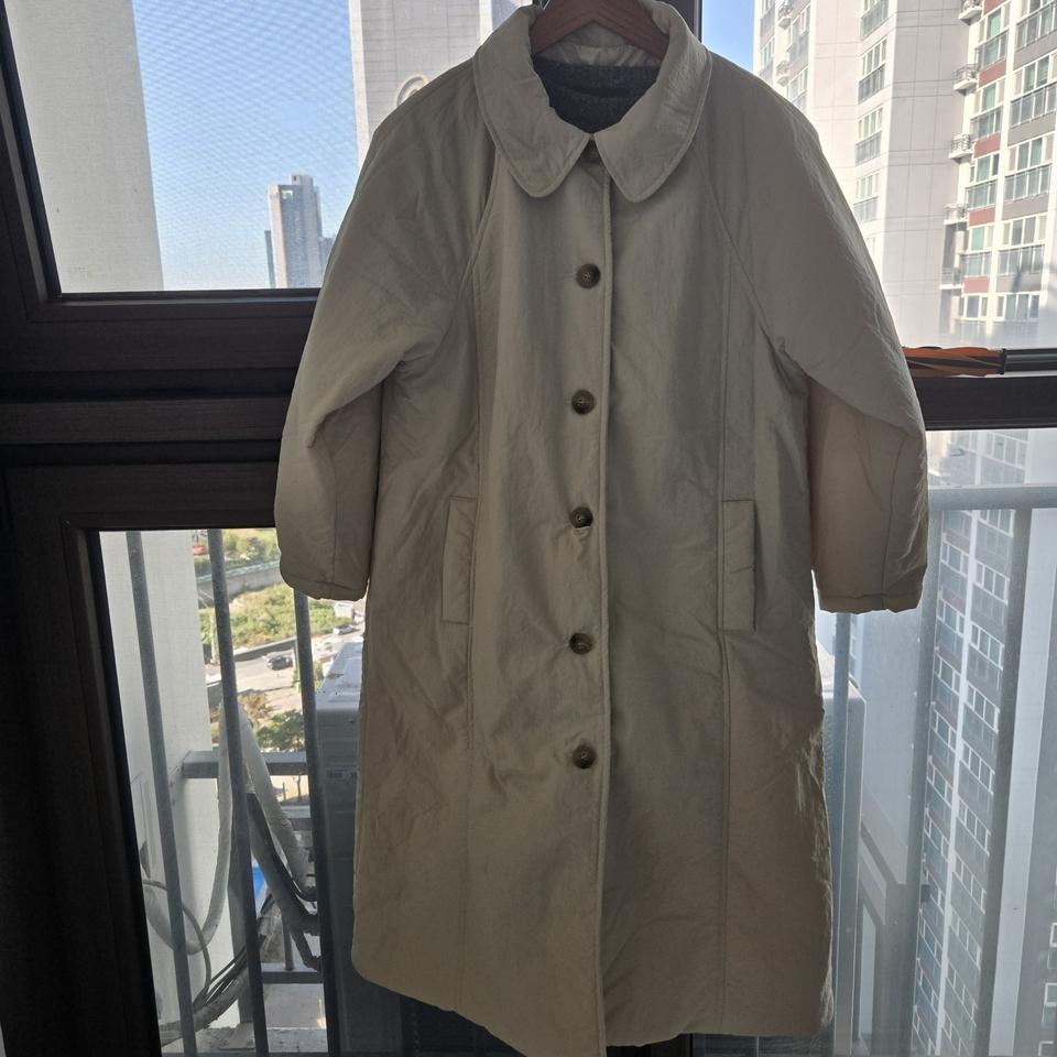 프라다소재 간절기 패딩