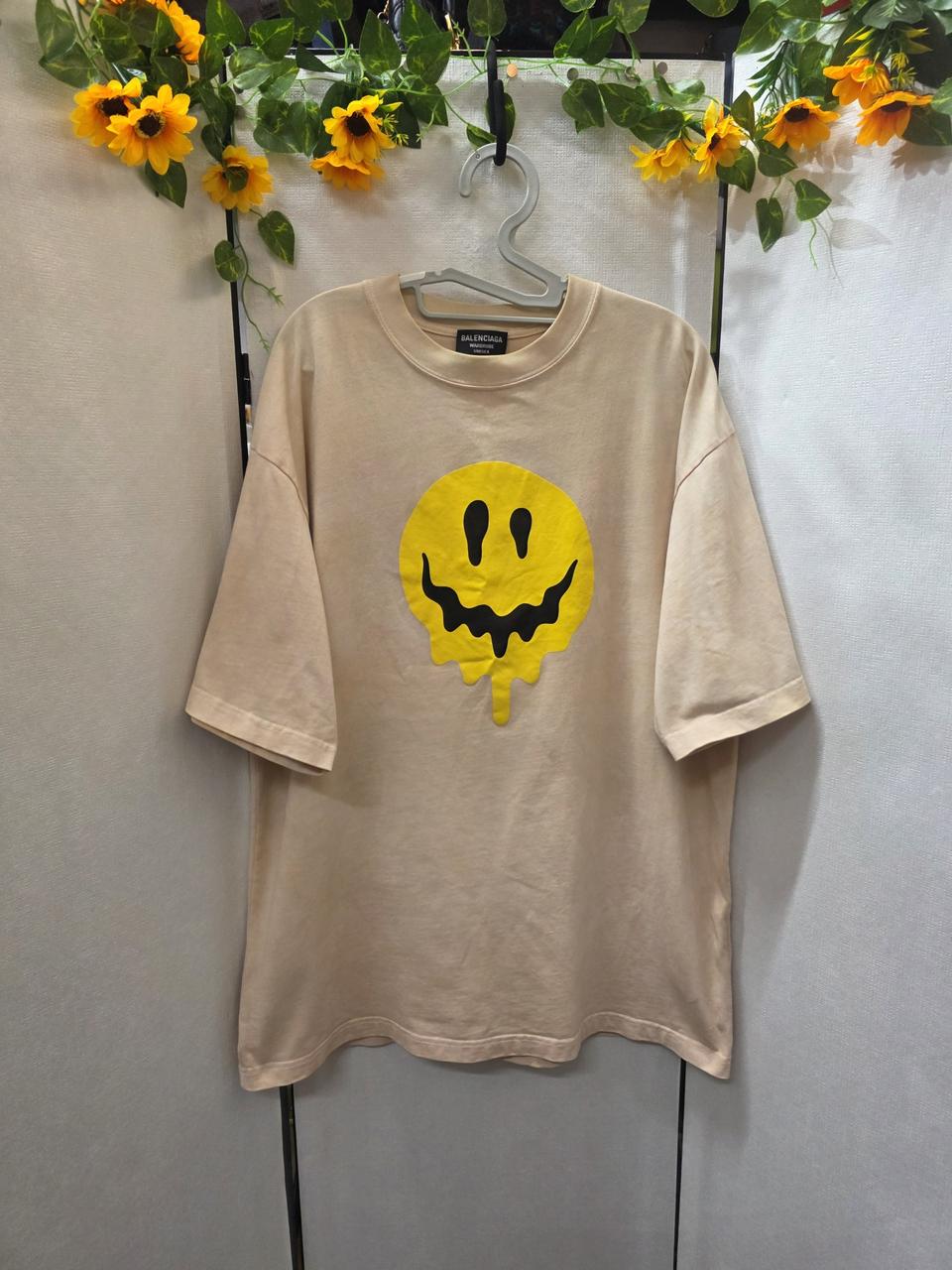 발렌시아가티셔츠