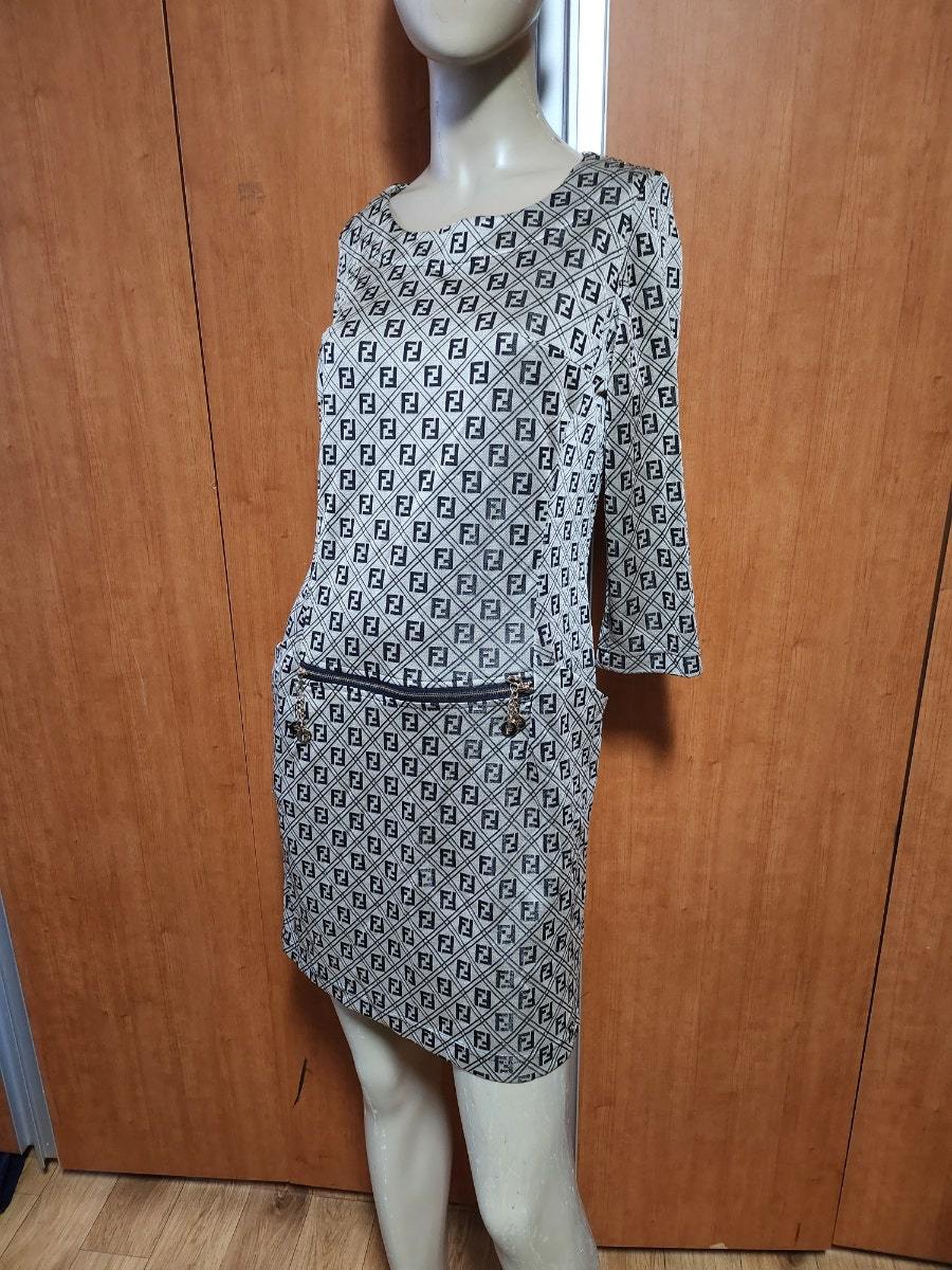 브랜드는여성원피스L사이즈 입니다만 스몰사이즈MADE IN ITALY