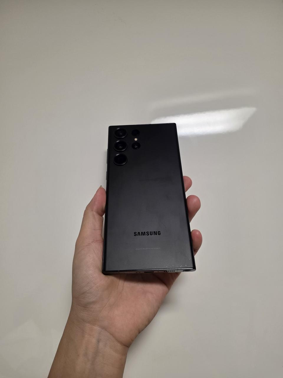 갤럭시s23울트라 256G(화면멍)