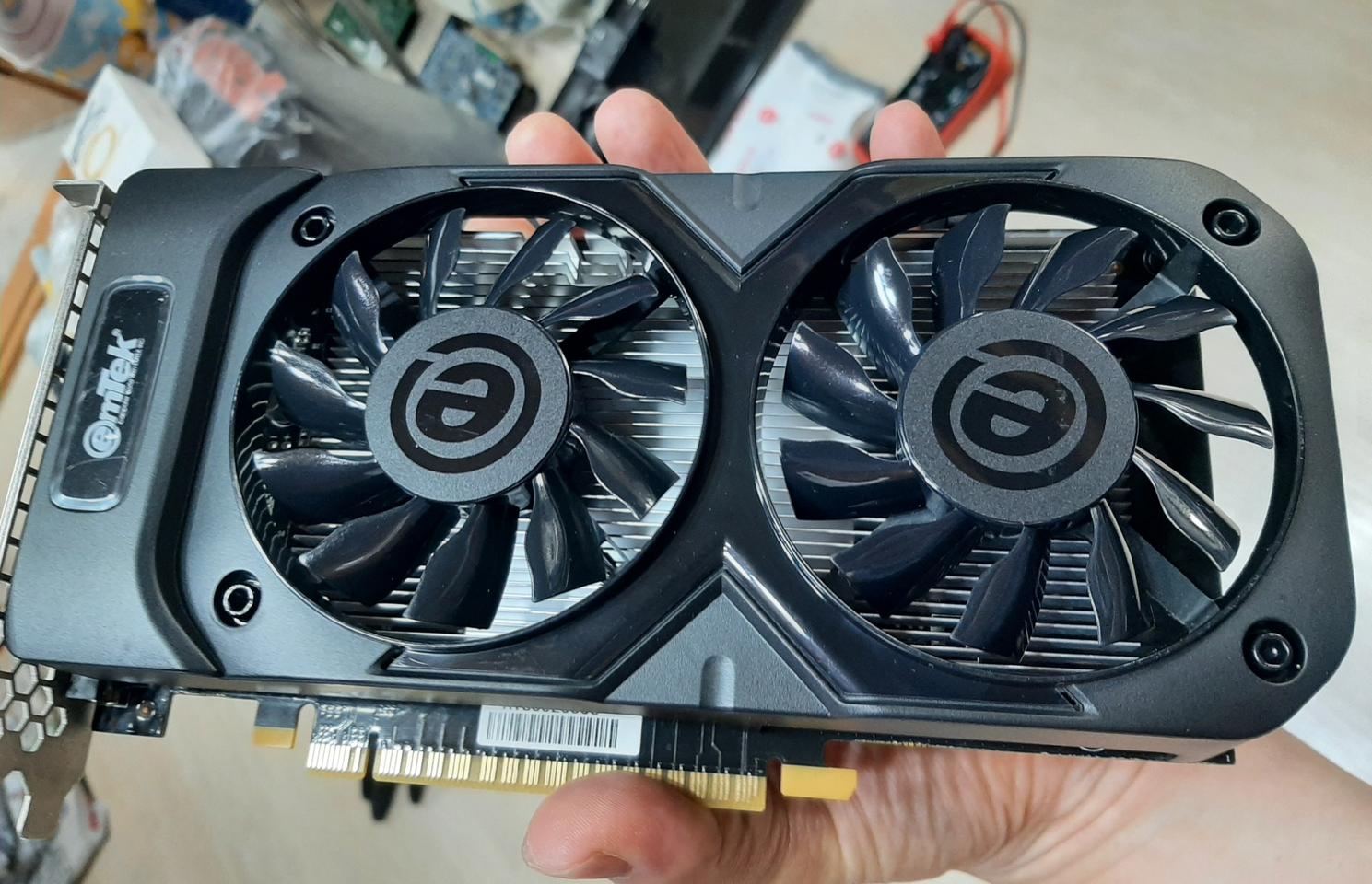 이엠텍 gtx.1050ti.4GB 팜
