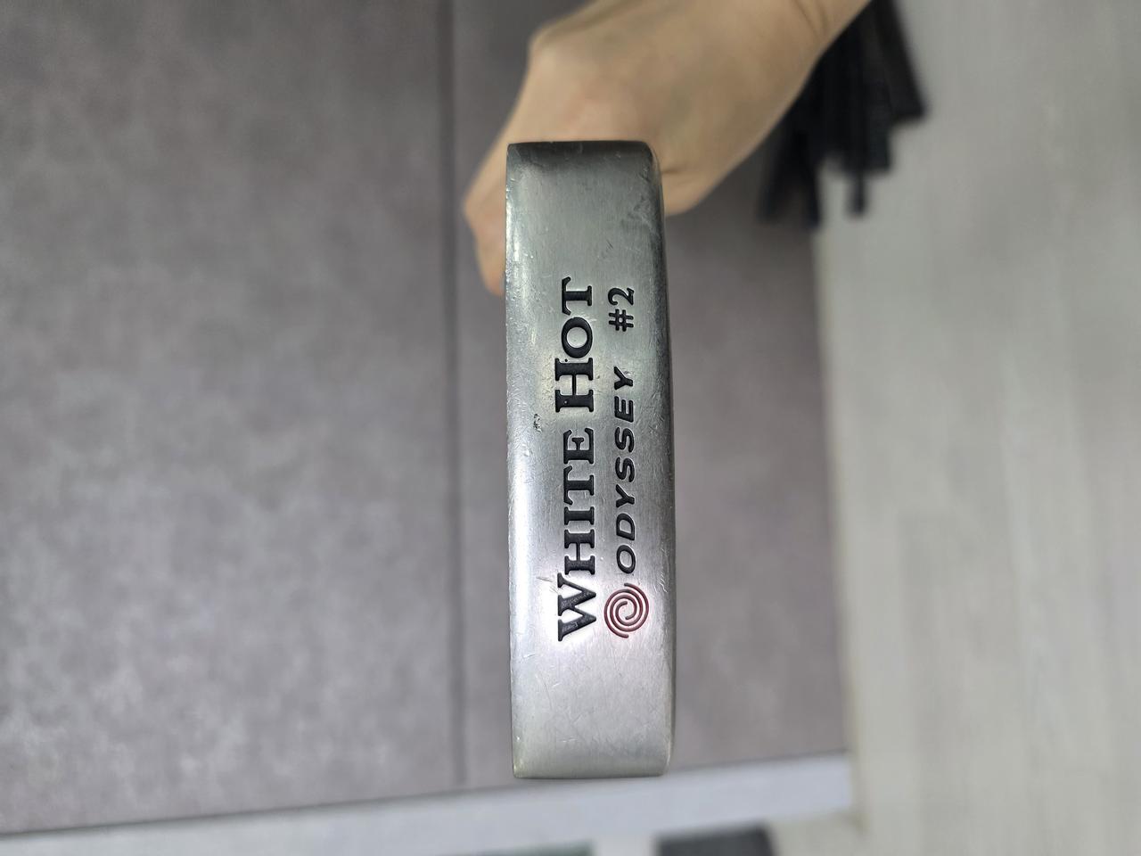오딧세이 화이트 핫 #2 34인치 퍼터
